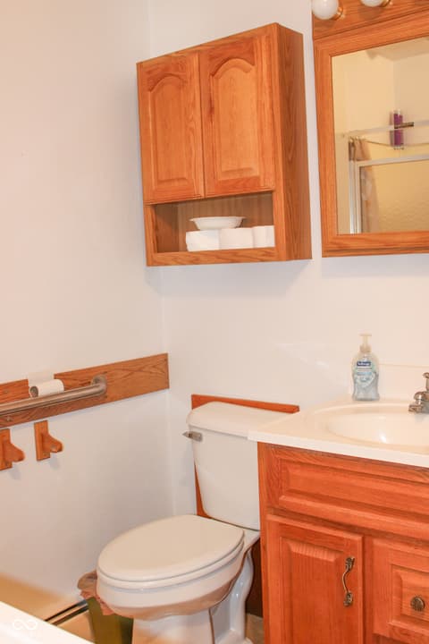 Photo of 8435 E County Road 1000 N, Sunman, IN