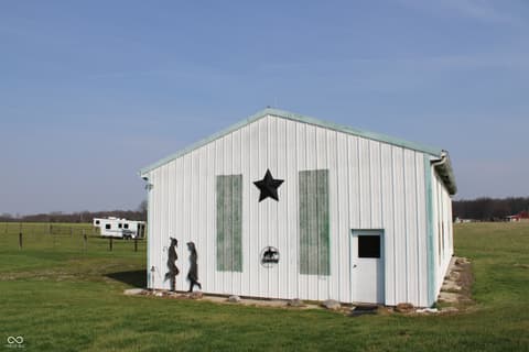 Photo of 8435 E County Road 1000 N, Sunman, IN