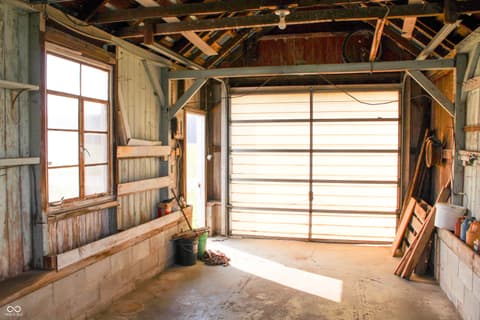 Photo of 8435 E County Road 1000 N, Sunman, IN