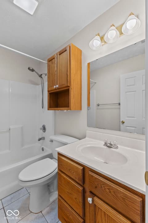 Photo of 6612 Cobham Lane, Indianapolis, IN