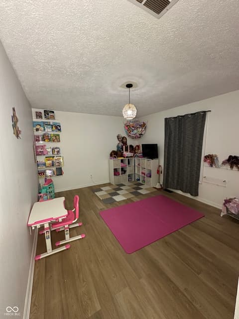 Photo of 6031 Buck Trail Road, Indianapolis, IN