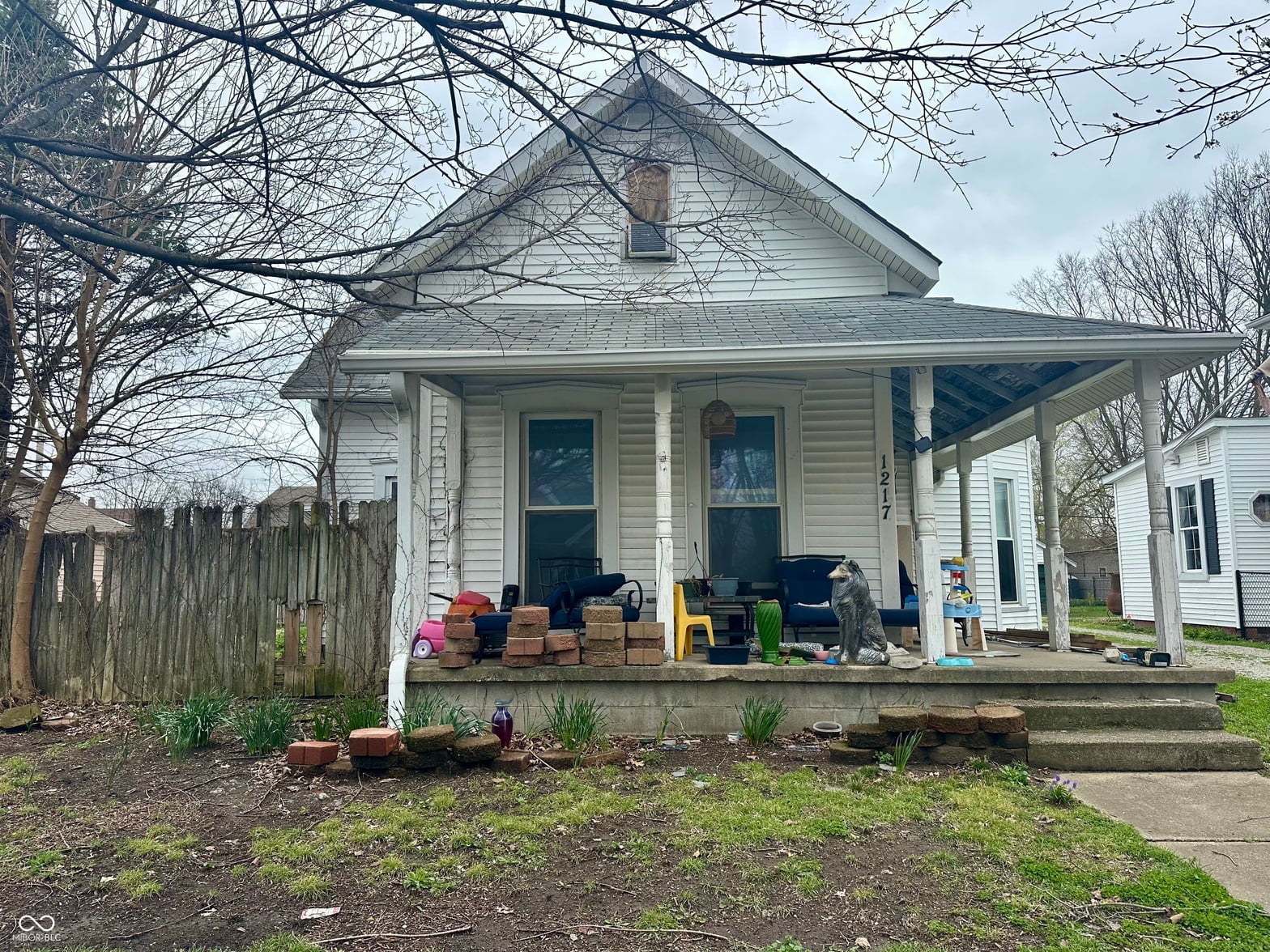 Photo of 1217 Pearl Street, Columbus, IN