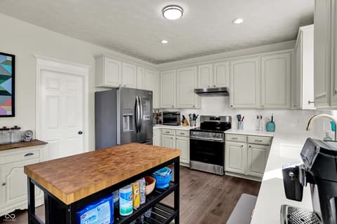 Photo of 12111 Everwood Circle, Noblesville, IN