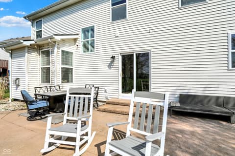 Photo of 12111 Everwood Circle, Noblesville, IN