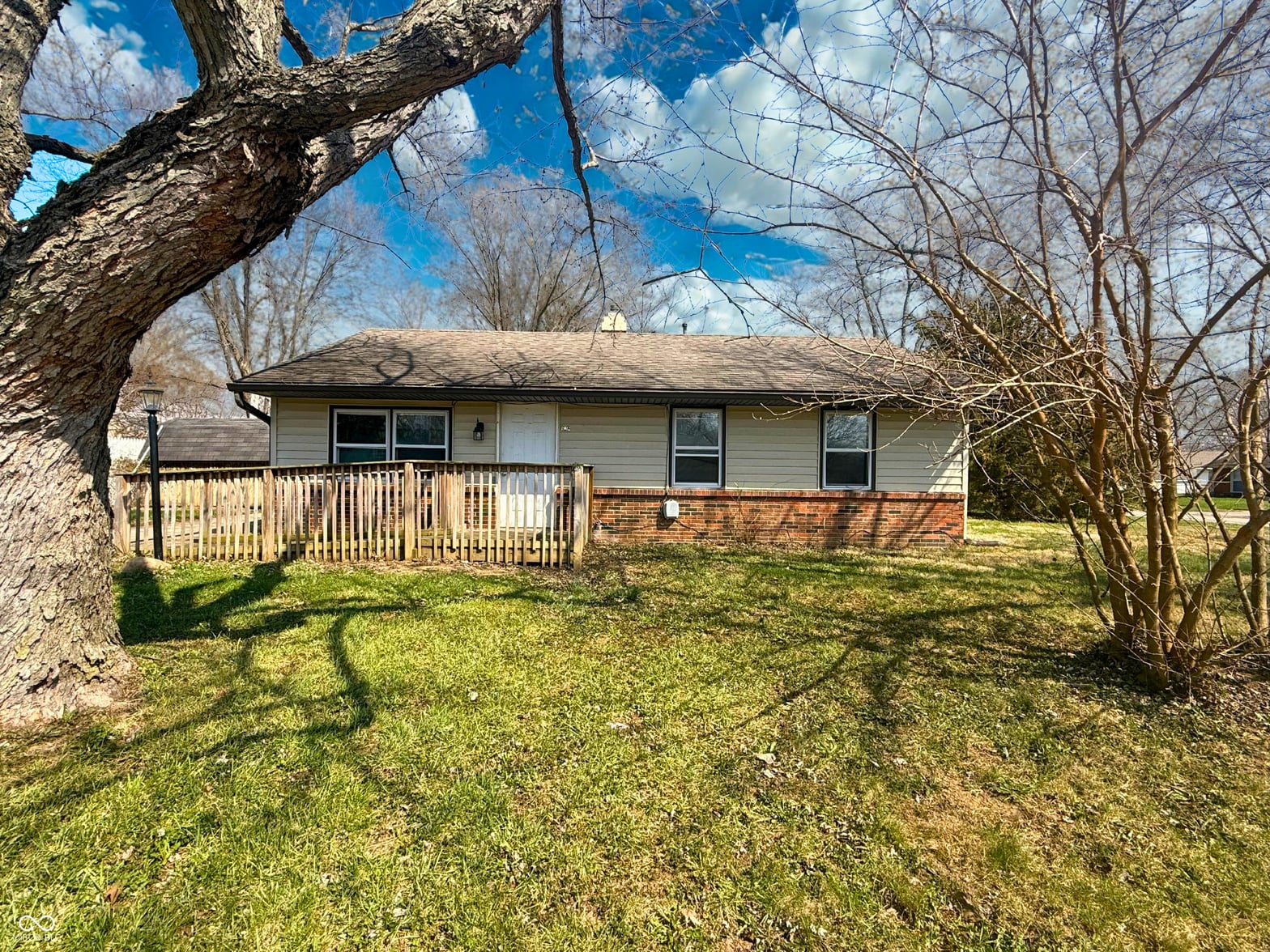 Photo of 1902 Edgemont Way, Anderson, IN