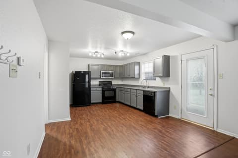 Photo of 5804 Grassy Bank Drive, Indianapolis, IN