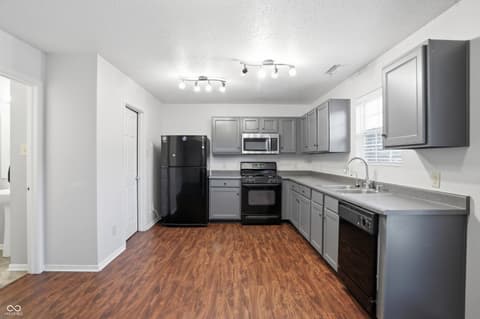 Photo of 5804 Grassy Bank Drive, Indianapolis, IN