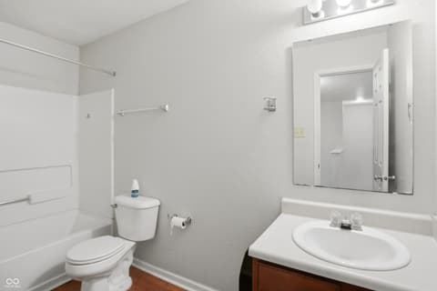 Photo of 5804 Grassy Bank Drive, Indianapolis, IN