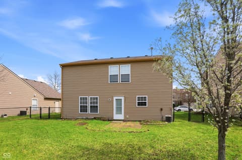 Photo of 5804 Grassy Bank Drive, Indianapolis, IN