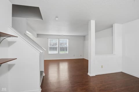 Photo of 5804 Grassy Bank Drive, Indianapolis, IN