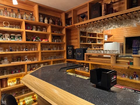Game Room — 523 E Noble Street, Lebanon, IN