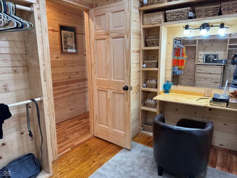 Bonus room at 523 E Noble Street, Lebanon, IN