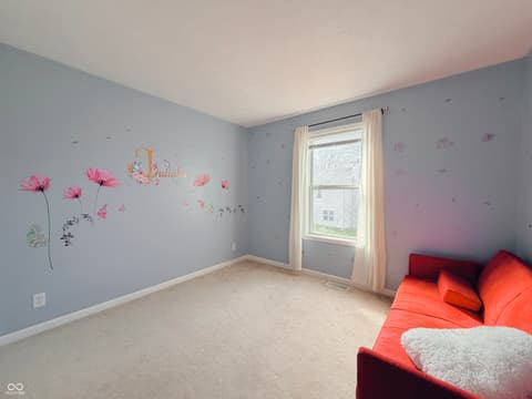 Sitting Room — 8607 Longspur Court, Indianapolis, IN