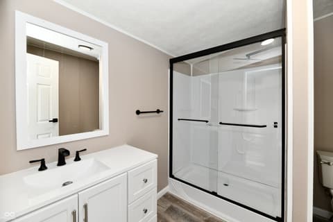 Bathroom at 1906 W 1000 N, Knightstown, IN