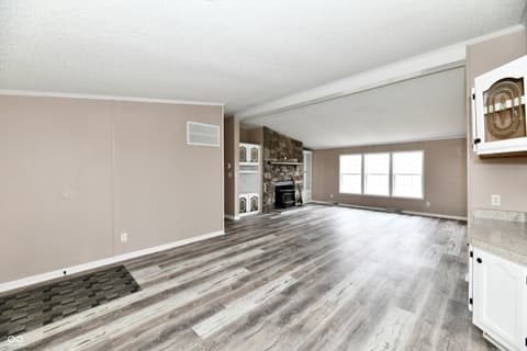 Living room at 1906 W 1000 N, Knightstown, IN