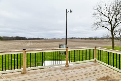 Outdoor living area at 1906 W 1000 N, Knightstown, IN