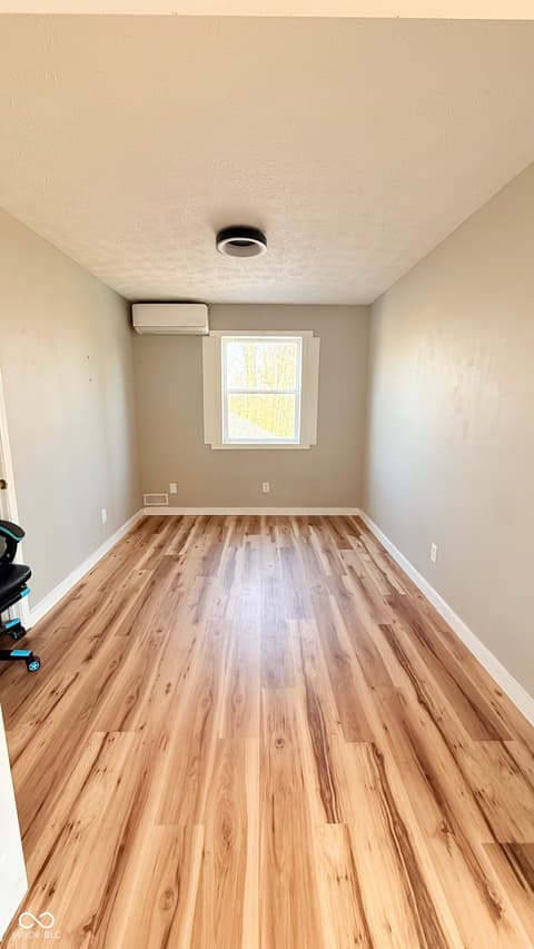 Bedroom at 3868 E Worthsville Road, Whiteland, IN