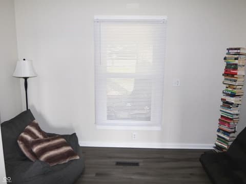 Living room at 2870 N State Road 135, Nashville, IN