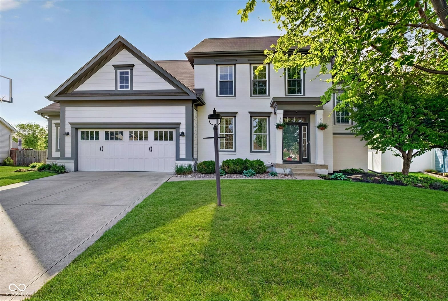 Photo of 13714 Heatherfield Drive W, Fishers, IN