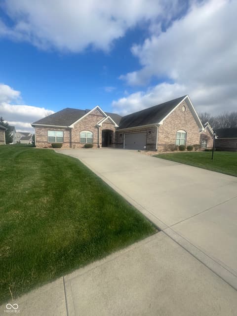 3879 Barrington Lane