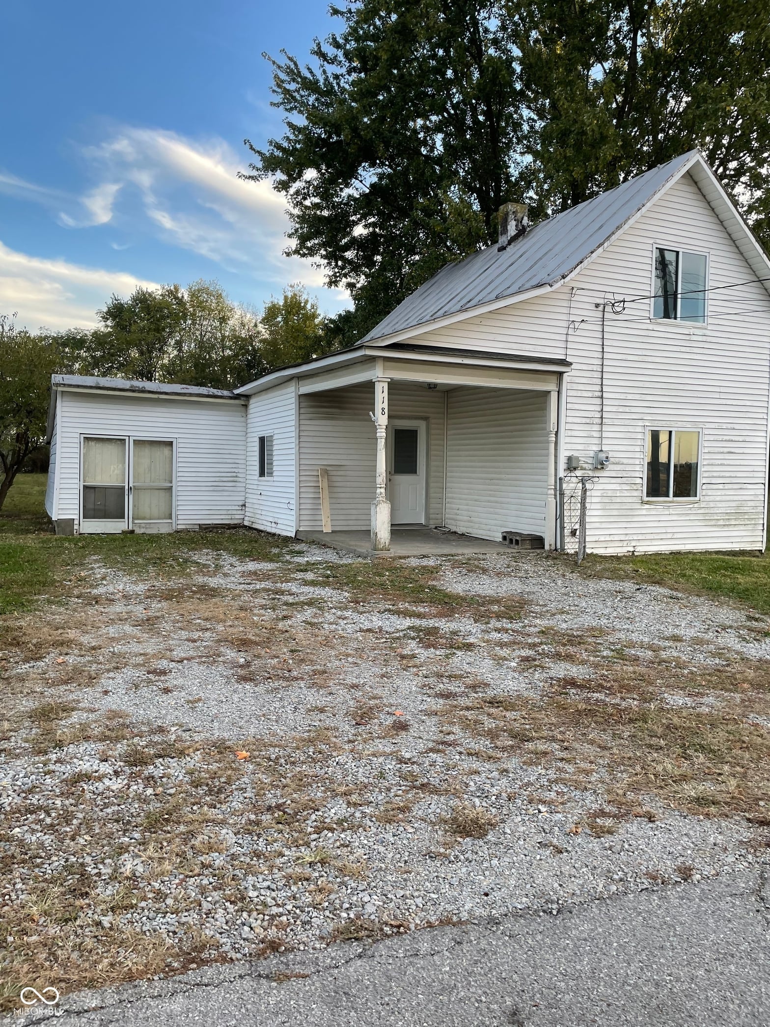 Front exterior at 118 W Wine Street, Modoc, IN