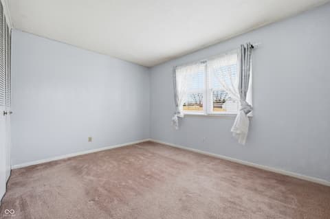 Photo of 1617 Plymouth Drive, New Castle, IN