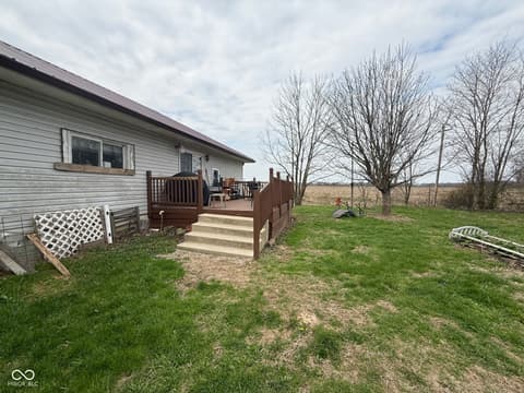 Yard at 10074 N 400 W, Carthage, IN