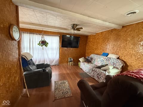 Photo of 10074 N 400 W, Carthage, IN