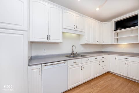 Photo of 5165 Hawks Point Road, Indianapolis, IN
