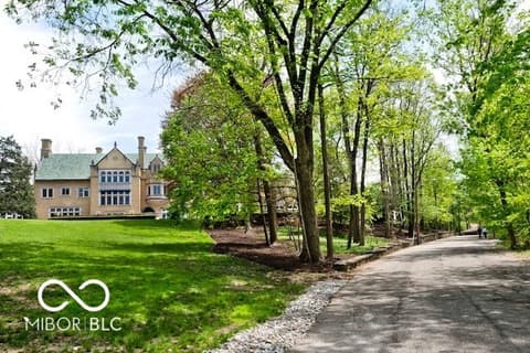 Photo of 5165 Hawks Point Road, Indianapolis, IN