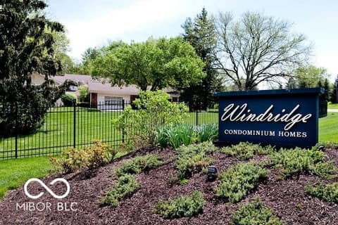 Photo of 5165 Hawks Point Road, Indianapolis, IN
