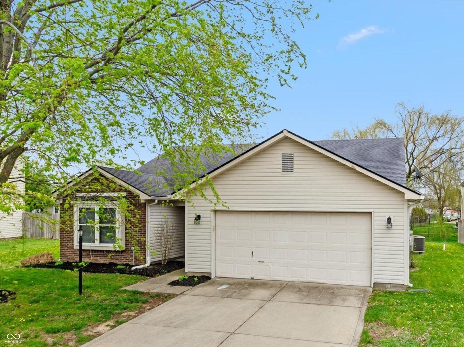 Photo of 27 Lasalle Lane, Pittsboro, IN