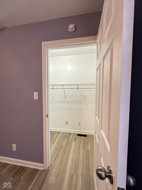 Walk In Closets — 305 Cardinal Drive, Whiteland, IN