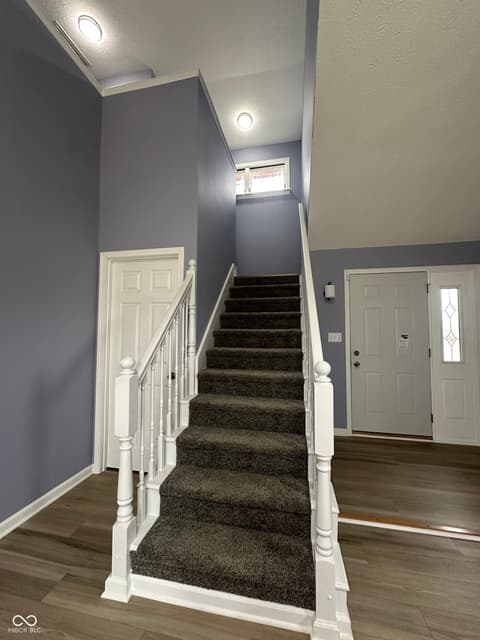 Stairs — 305 Cardinal Drive, Whiteland, IN