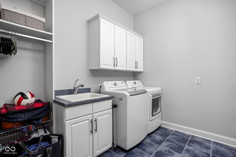 Photo of 4328 Heyward Lane, Indianapolis, IN