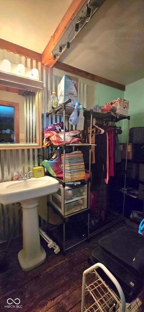 Photo of 10255 Hodge Road, Clayton, IN