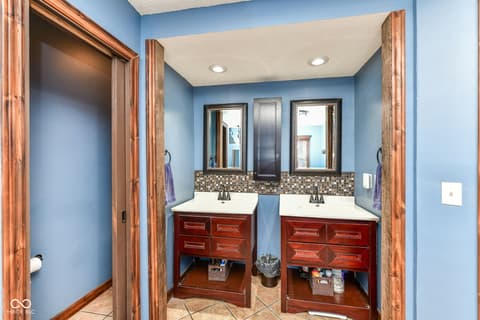 Primary bathroom at 150 Springs Court, Carmel, IN