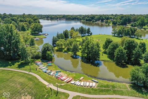 Community — 150 Springs Court, Carmel, IN