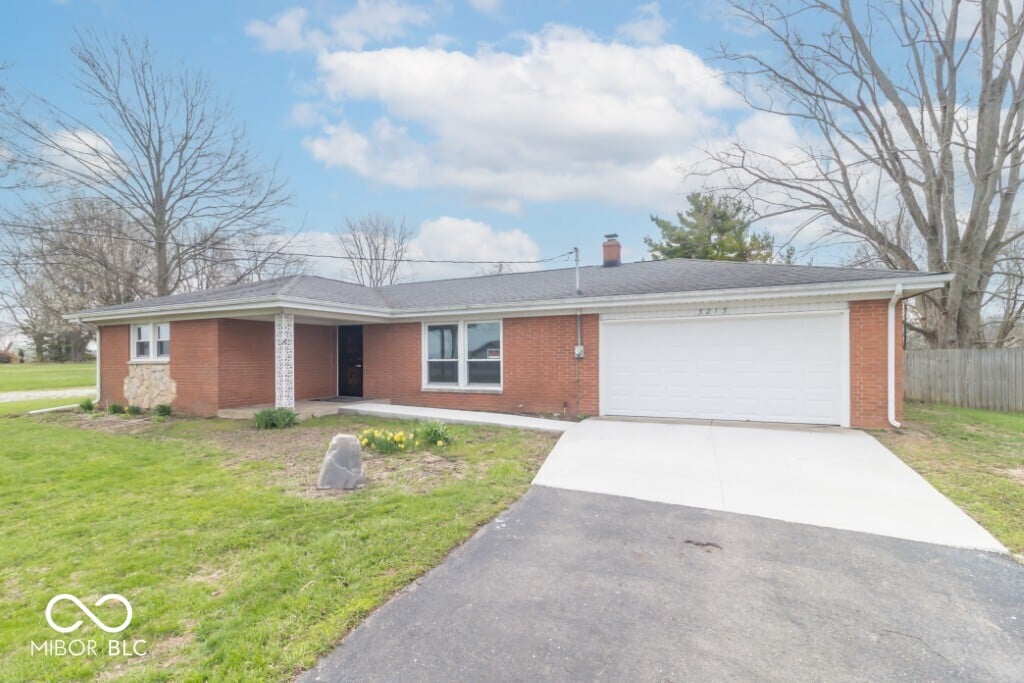 Photo of 3215 E Brown Road, New Castle, IN
