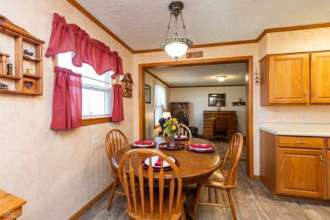 Photo of 831 North Drive, Seymour, IN