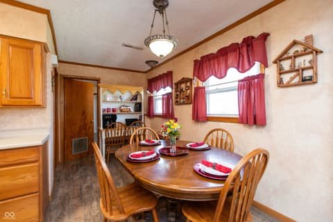 Photo of 831 North Drive, Seymour, IN