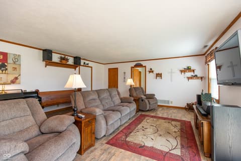 Photo of 831 North Drive, Seymour, IN