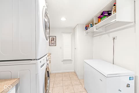 Laundry room at 4000 N Meridian Street, Indianapolis, IN