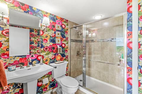 Bathroom at 4000 N Meridian Street, Indianapolis, IN