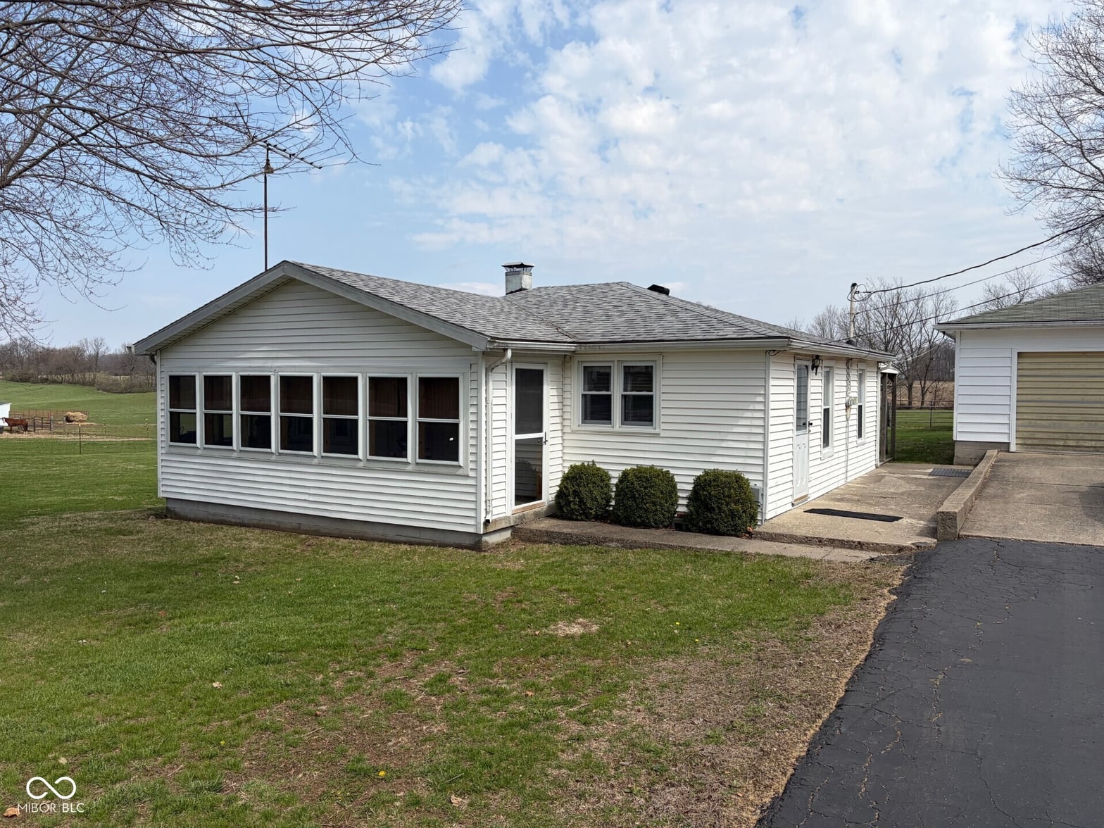 Photo of 368 S County Road 325 W, New Castle, IN