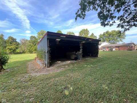 Out Buildings — 4405 IN-44, Martinsville, IN