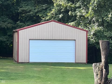 Garage at 4405 IN-44, Martinsville, IN
