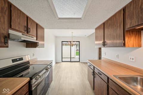 Photo of 9113 Cinnebar Drive, Indianapolis, IN