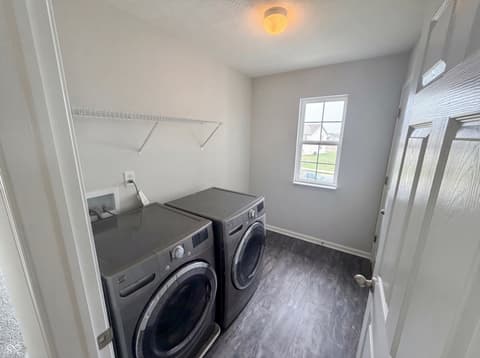 Photo of 8095 Brookville Way, Avon, IN