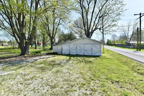 Out Buildings — 4992 W 100 S, New Palestine, IN